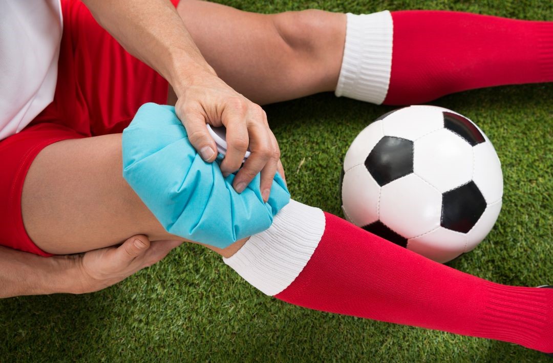 Tackling Twisted Knees: An Osteopath’s Kick-about with Sprained Ligaments